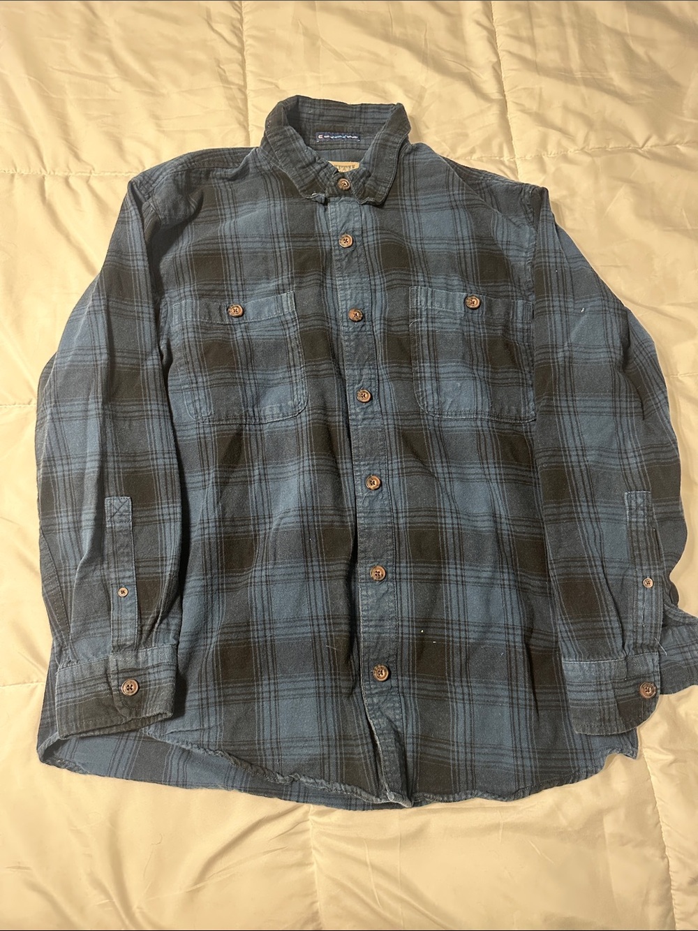 Duluth Trading Co Blue and Black Plaid Flannel Button-Down
